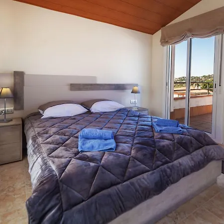 Holiday Costabella By Interhome